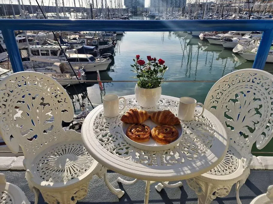 Sea Breeze In Brighton Marina With Free Parking Villa Holiday home