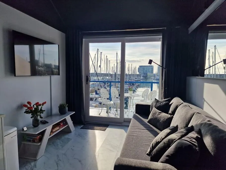 Holiday home Sea Breeze In Brighton Marina With Free Parking Villa
