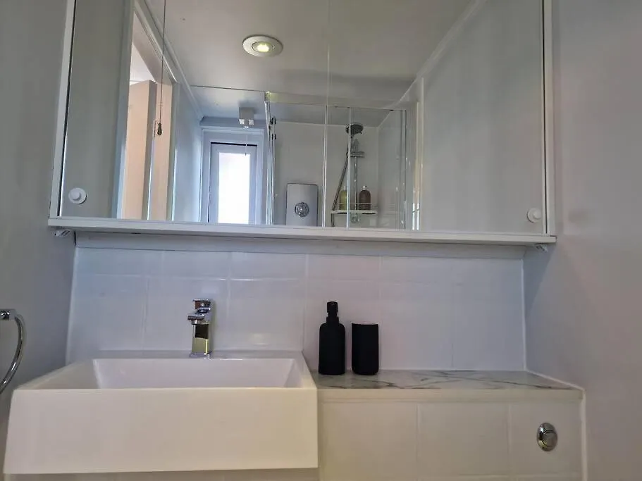 Sea Breeze In Brighton Marina With Free Parking Villa 0*,  United Kingdom